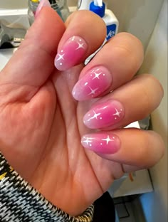 Pink Nails With Star Design, Spring Aura Nails, Round Pink Nails, Nails Inspo Spring, Nail Logos Ideas, Long Round Nails, Pink Aura Nails, Nails Galaxy, Nails Aura