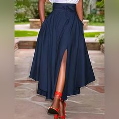 Brand New Navy Blue Skirt With Pockets Size 4 Sky Blue Shirt, High Waist Long Skirt, Navy Blue Skirt, Formal Skirt, Navy Skirt, Look Good Feel Good, Skirt With Pockets, Blue Skirt, Skirts With Pockets