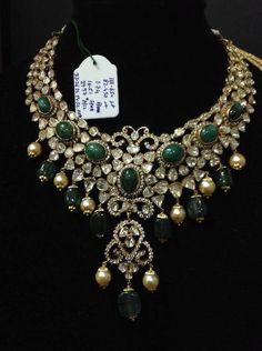 Choker Sets, Sabyasachi Sarees, Bridal Jewellery Inspiration, Necklace Photo, Indian Jewelry Earrings, Diamond Wedding Jewelry, Jewellery Bridal, Jewellery Wedding