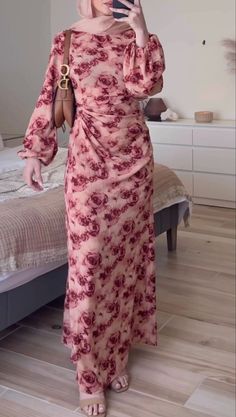 #fits #outfits #style #oversized #like #hijab #like Hijabi Bridal Shower Outfit, Floral Hijab Dress, Halal Outfits Summer No Hijab, Hijabi Floral Dress, Dress Hijabi Outfits, Floral Modest Dresses, Summer Dresses For Hijab, Spring Color Dresses, Floral Dress Hijab