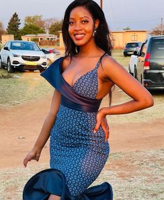 Chilanga Mulilo Dresses, South African Traditional Attire, Lobola Outfits Woman Dresses, Shweshwe Dresses South Africa, Lobola Outfits, Chilanga Mulilo, Sesotho Traditional Dresses