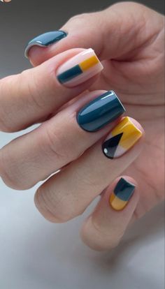 Shellac Designs Ideas, Geometric Gel Nails, Funky Summer Nail Art, Color Block Nails Designs, Two Color Nail Design, Fun French Tips, Geometric Nails, Color Block Nails, Geometric Nail Art