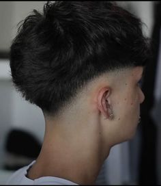 Mis Fade, Low Fade Redondo, Low Fade En V, Fade Bajo, Low Fade Long Hair, Fade Haircut Curly Hair, Low Taper, Mens Haircuts Short Hair, Low Fade Haircut