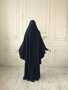 Bleu foncé transformateur Khimar niqab transformateur niqab Modest Blue Niqab For Eid, Blue Long Khimar For Eid, Long Blue Khimar For Eid, Long Solid Niqab For Eid, Solid Long Niqab For Eid, Khimar Niqab, Muslim Dress Abaya, Long Hijab, Dress Abaya