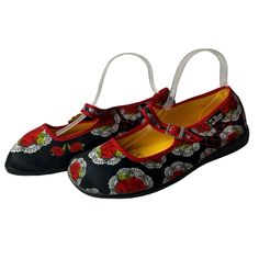 Hot Chocolate Design Mary Jane Shoes Multicolored Floral Size 13. Condition New Without Tags/ Box Fabric Upper 13900 Chocolate Designs, Hot Chocolate Design, Blue Suede Loafers, Navy Blue Flats, Chocolate Design, Black Flats Shoes, Suede Ballet Flats, Pink Flats, Suede Slippers