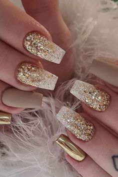 Gold Gel Nails, Gold Acrylic Nails, Wedding Nail Art Design, Gold Glitter Nails, Pointed Nails, Cream Nails, Nail Art Wedding, Nail Designs Glitter, Homecoming Nails