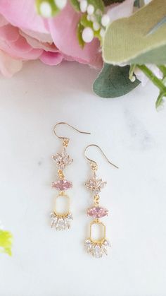 Wear these pink dangle crystal earrings to match your pink dress Pink Dangle Earrings, Pink Bridesmaids, Bridesmaids Earrings, Bridesmaids Jewelry, Earrings Art Deco, Drop Earrings Gold