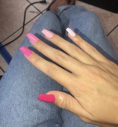 Pink Light To Dark Nails, Pink Nails Dark To Light, Dark Pink To Light Pink Nails, Dark To Light Pink Nails, Pink Nails Light To Dark, Light Pink To Dark Pink Nails, Light To Dark Pink Nails, Dark To Light Nails, Nails Light To Dark