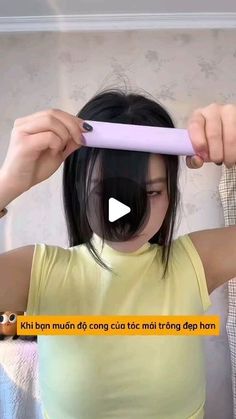 Na_cosmetic on Instagram: "Vamos fazer a forma correta de passar a chapinha na franja!!

Gostou? Segue, curte, comente e compartilhe 

# chapinha # bangs# franja# cabelo# hair# visagismo # hairstayle" Bow Braid, Girls Hair, Hair Videos, Pretty Hairstyles, Girls Night, Kiwi, Girl Hairstyles, Bangs