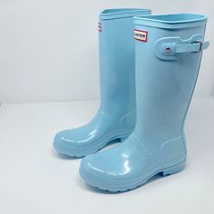 Hunters Big Kid Size 5. Women’s Size 7. Absolutely Beautiful Baby Blue Color With Glitter Finish. Brand New In Box. Tall Tan Boots, Coach Rain Boots, Sperry Boots, Waterproof Leather Boots, Chelsea Rain Boots, Ugg Bailey Button, Bow Boots, Baby Blue Color, Hunter Rain Boots