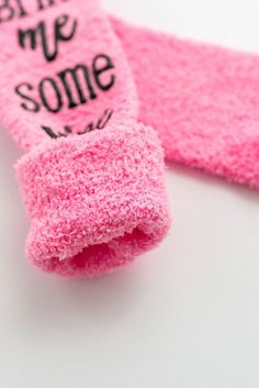 Pink Bring Me Wine Cotton Socks Pink poly cotton socks, to give as a gift or keep for yourself! Comes in a cute cupcake looking package. Socks Gift Bow, Cupcake Gift Packaging, Cupcake Gift, Cute Cupcake, Pink Socks, Cute Cupcakes, Slipper Socks, Cotton Socks, Gift Packaging