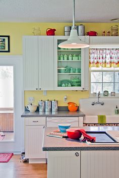 the kitchen is clean and ready to be used for cooking or baking, as well as other things