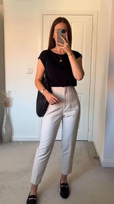 Speech Therapist Outfit Business Casual, Basic Business Casual Outfits For Women, Spring Corporate Outfits, Short Sleeve Work Outfits, Bank Teller Outfit Summer, Coorporate Girl Outfit, Clinic Outfits Business Casual, Buisness Casual Women Outfits Summer