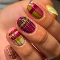 short nails | plaid nails | autumn nails | fall/winter nails Short Nail Designs Alternative, How To Plaid Nails, Plaid Nail Tutorial, Plaid Valentine Nails, Plaid Short Nails, Pink And Brown Nails Short, Structured Manicure Ideas Short Nails, Short Acrylic Nails Fall 2024, Pink Plaid Nail Designs