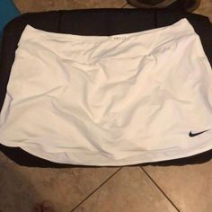 White Nike Tennis Skirt Size Xl. Built In Underwear. Never Worn Great Condition Nike White Fitted Tennis Skirt, Fitted White Nike Tennis Skirt, Nike White Lined Skirt, Nike White Summer Skirt, Nike Sporty White Skirt, Nike White Skirt For Summer, Nike White Casual Skort, Nike White Skirt For Spring, Fitted White Nike Skirt