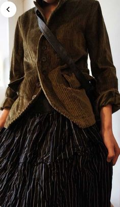 Wide Skirts, Fashion In Japan, Corduroy Fashion, Camisa Liverpool, Vintage Corduroy, Striped Skirt, Nice Style, Lovely Clothes, Velvet Jacket