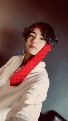 V Wallpaper, Perfect Boy, Bts Taehyung, Kim Taehyung, Dreadlocks, Bts, Hair Styles, Hair, Beauty