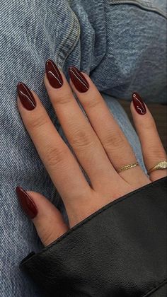 Nails That Go With Brown Hair, Brown Tipped Nails, October Color Nails, Deep Red Nails, Kutek Disney, Wine Nails, Maroon Nails, November Nails, Cherry Nails