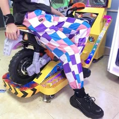 90s Color Block Checker Casual Jogger Pants Half And Half Pants Outfit, Crazy Pattern Outfit, Vapor Wave Fashion, Arcadecore Aesthetic Outfit, Graffiti Artist Outfit, Men Colorful Outfit, Arcadecore Outfits, 90s Colorful Outfits, 90s Fashion Colorful