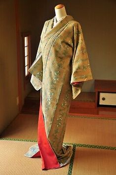 ad eBay - Japanese Kimono Camel-brown Flower pattern Washable Polyester Unused Komon - Buy Now, click the link (eBay) Japanese Kimono, Kimonos, Brands Outlet, Stripes Pattern, Flower Patterns, Camel, Art Collection, Pattern, How To Wear