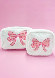 Teddy cosmetic zipper bag with pink embroidered bow Small size: 6" x 6" x 2.5" Large size: 10" x 6" x 3.5" Embroidered Bow, Sherpa Fabric, Soft Teddy, Long Sleeve Outerwear, Zipper Bag, Gold Zipper, Accessories Rings, Bag Set, Zipper Bags