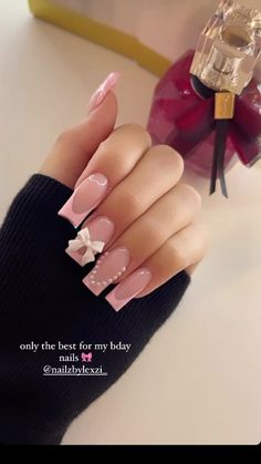 Cute Simple Birthday Nails, Cute Aesthetic Hello Kitty, Square Acrylic Nails Pink, Uñas Cute, Acrylic Nails Pink, Aesthetic Hello Kitty, Acrylic Dip Nails, Quinceanera Nails, Kitty Nails