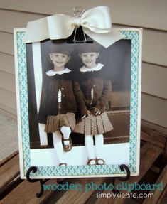 Cheap DIY Gift Ideas - Wood Photo Clipboard - List of Handmade Gifts on A Budget and Inexpensive Christmas Presents - Do It Yourself Gift Idea for Family and Friends, Mom and Dad, For Guys and Women, Boyfriend, Girlfriend, BFF, Kids and Teens - Dollar Store and Dollar Tree Crafts, Home Decor, Room Accessories and Fun Things to Make At Home #diygifts #christmas #giftideas #diy Inexpensive Mother's Day Gifts, Diy Clipboard, Wooden Clipboard, Diy Gifts Cheap, Activity Day Ideas, Clip Boards, Diy Gifts To Make, Diy Christmas Presents, Homemade Mothers Day Gifts