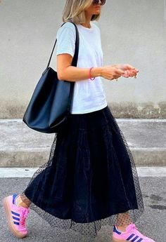 #summerstyle #summerstyle #summervibes #fashionover50 #styleover50 #weekendlooks #inspirations #stylingideas #stylinginspo #stylinginspiration #styling #styles #accessories #fashioninspiration #Transformation #fashion #fashionhack #style #spring-fashion #springstyle #springtrends Streetstyle Summer 2024, Black Tulle Skirt Outfit, Tulle Skirt Outfits Casual, Transformation Fashion, Tulle Skirts Outfit, Skirt Tulle, Tulle Skirt Black, Looks Street Style, Instagram Look