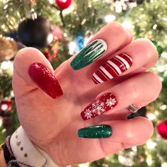 This Acrylic & Press On Nails item by BlushNailBoutique has 311 favorites from Etsy shoppers. Ships from Mansfield, OH. Listed on Nov 16, 2024 Red Christmas Nails, Festive Nail Art, Holiday Nail Designs, Acrylic Press On Nails, Pretty Nail Designs, Winter Nail Designs