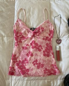 Pink Floral Front Knot Cami Top 00s Mode, Y2k Harajuku, Floral Print Crop Top, Emo Girl, Retro Mode, Print Crop Tops, Really Cute Outfits, Summer Fits, 2000s Fashion