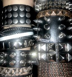 Punk Jewellery, Dark Punk, 2000s Emo, Emo Aesthetic, Under Your Spell, Punk Aesthetic, Scene Emo, New Rock, Estilo Punk