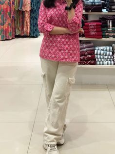 Outfit inspo || kurti outfit || Indian outfits || beige cargo pants Kurti Outfit, Outfits Beige, Kurti With Jeans, Outfit Indian, Beige Cargo Pants, Cargo Outfit, Beige Cargo, Casual Indian Fashion, Desi Fashion Casual