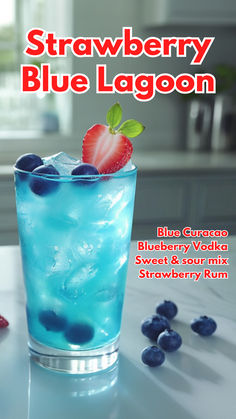 Strawberry Blue Lagoon Berry Mixed Drinks, Blue Hawian Alcohol Drinks, Blue Party Punch Alcohol, Drinks With Blueberry Vodka, Refreshing Mixed Drinks, Fun Mixed Drinks Alcohol, Fruity Christmas Cocktails, Fruity Drinks With Alcohol, Blue Drinks Alcohol