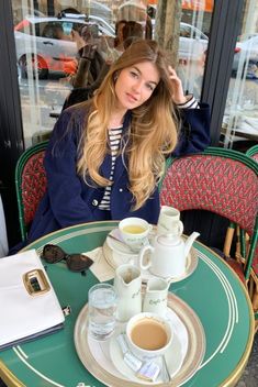 Constance Arnoult Style, French Hairstyles, Jacques Demy, Feminine Shoes, French Lifestyle, French People, Parisian Chic Style