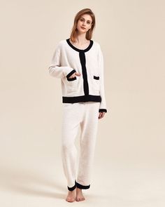 Winter Classic Chic Style Fur Pajama Cream Winter Sleepwear For Loungewear, Cream Winter Sleepwear For Lounging, Elegant Cream Sleepwear For Loungewear, Beige Winter Sleepwear For Loungewear, Cozy Beige Sleepwear For Winter, Beige Winter Lounge Sleepwear, Elegant Fall Sleepwear For Loungewear, Elegant Fall Sleepwear For Lounging, Elegant Fall Loungewear Sets