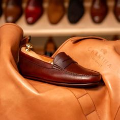 Limited edition driving shoes in Whisky-colored Kudu. What makes them special? For these shoes, we use unique leathers and colors, of which we produce only a few pairs. This makes them truly unique. #carminashoemaker #carmina #shoes #loafers #drivingshoes #drivingloafers #limitededition Driving Shoes, Shoes Loafers, Limited Editions