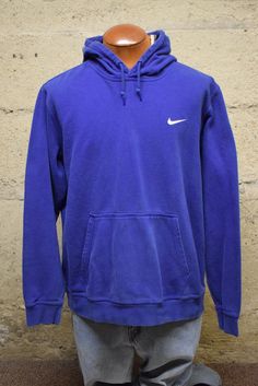 Vintage Nike Just Do It Sportswear Classic Swoosh Pull Over Hoodie Sweatshirt 90's XL Measured Size   Under Arm to Under Arm 26"  Top to Bottom 28" Shoulder Seam to Cuff 26" Excellent condition. Minimal fading   We sell 'As Is" final sale. We extensively look over every garment that we post on Etsy. However, things do get missed. While we want our clients to love each piece as much as we do some things won't be up to some standards. We ask that you keep in mind that these are vintage pieces that Vintage Nike Hoodie, Pull Over Hoodie, Nike Just Do It, Nike Hoodie, Vintage Pieces, Vintage Nike, Just Do It, Hoodie Sweatshirt, Keep In Mind