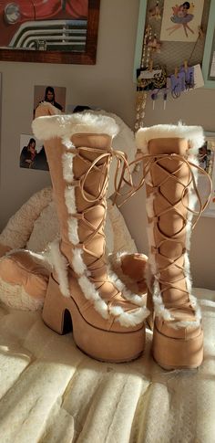 Demonia Boots Camel 311, Demonia Camel 311, Pastel Clothing, Demonia Boots, Camel Boots, Fall Fits, Swaggy Outfits, Refashion Clothes