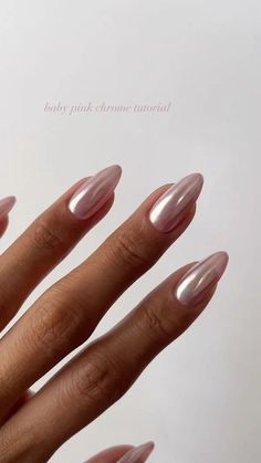 Nail Idea Back To School, Pinkish Chrome Nails, Fuscia Nails Chrome, Crome Nails Peach, Shell Chrome Nails, Back To School Nails Chrome, Ballet Pink Chrome Nails, Short Coffin Nails Summer 2024, Bubble Bath And Chrome Nails