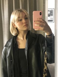 Short Hair With Middle Part Bangs, Lob Haircuts For Women Fine Hair, Short Haircut With Fringe Bangs, Short Hair With Whisky Bangs, Low Maintenance Bangs Short Hair, Midsize Hair Styles, Short Hairstyles For Thick Hair Pixie, Middle Part Bangs Short Hair, Short Bob With Wispy Bangs