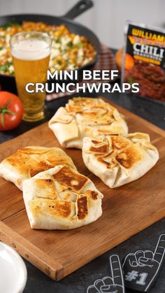 These mini crunch wraps offer a tasty twist on classic beef goodness. Ideal for those who crave a satisfying, on-the-go treat with the unmistakable taste of Williams. Unleash a fiesta of flavors in every bite with these handheld delights that are sure to be a catch with everyone at the big game. Crunch Wrap Sliders, Mini Crunch Wrap Supreme, Mini Smokies Recipes, Handheld Lunch Ideas, Beef Crunch Wrap, Cheeseburger Crunch Wrap, Football Food Ideas, Easy Fast Dinner Recipes, Taco Bell Recipes