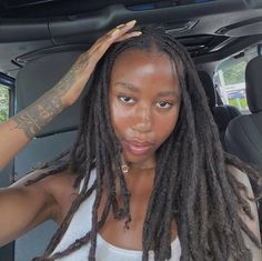 Permanent Locs Black Women, Locs Astetic, Flip Hair Styles, Long Natural Locs Black Women, Black Women Locs, Black Women With Locs, Locs Black Women, Natural Hair Weaves, Beautiful Locs