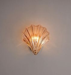 SHELL WALL LIGHT Brass Wall Lamp, Design Del Prodotto, Brass Wall, Brass Glass, Wall Lamps, Glass Lighting, Edison Light Bulbs, Small Furniture, Light Fixture