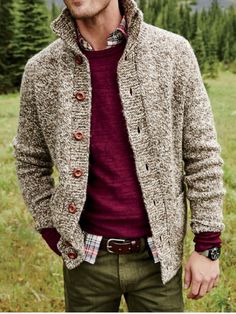 Cardigan Outfit Men, Cloth Styles, Mens Red Sweater, Mens Winter Sweaters, Sweater Outfits Men, Autumn Wear, Cardigan Outfit