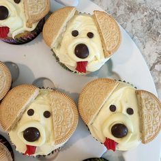 Dog labrador cupcakes birthday party DIY Puppy Birthday Cakes, Puppy Cupcakes, Dog Cupcakes, Pastel Cupcakes, Dog Cakes