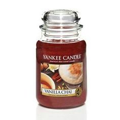 yankee candle vanilla chai with cinnamons and cloves in a glass jar