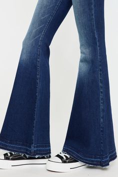 Our Cinthia Ultra High Rise Jeans come in a superflare cut with a raw, released hem that creates a chic, rustic look. Sits high above the natural waistline as it tapers down the thigh and begins to flare out at the calf. Made with stretch denim that holds its shape and allows you to move with ease. Features a classic five-pocket design, single-button front, and zip-fly closure. 11.25" Rise / 33.5" Inseam (Size 3/25) 68% Cotton, 27% Polyester, 3% Rayon, 2% Spandex Model in size 3/25 Style # : KC7896D Style # : KC7896M Stretchiness Level >> Stretch Cotton Fitted High-waisted Flare Jeans, Stretch High-rise Flare Jeans, High-waist Stretch Denim Flare Jeans, Non-stretch Medium Wash High-waisted Flare Jeans, Blue Stretch High-waisted Flare Jeans, Super Flare Jeans, High Rise Jeans, Pocket Design, Flare Jeans