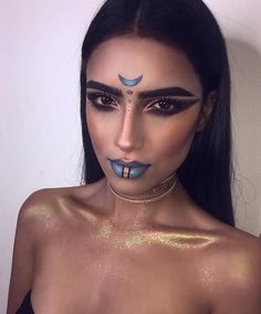 One artist created looks for each of the zodiac signs, and they are out-of-this-world. Fantasy Make-up, Egyptian Makeup, Halloweenský Makeup, Rave Makeup, Beauty Make-up, Glamour Makeup, Halloween Makeup Looks, Halloween Make Up