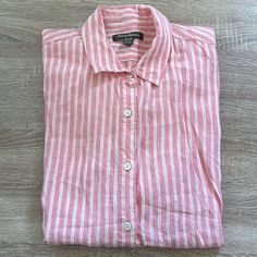 Tommy Bahama Striped Linen Blend Button Down Shirt, Size: Xl. Washed But Never Worn, Like New Condition! Smoke Free And Pet Free Home Pink Buttoned Shirt For Vacation, Pink Relaxed Fit Summer Shirt, Collared Pink Beach Tops, Pink Collared Beach Top, Collared Pink Top For Beach, Pink Button-up Beach Shirt, Pink Button-up Shirt For Daywear, Summer Pink Shirt With Button Closure, Pink Button-up Shirt With Placket