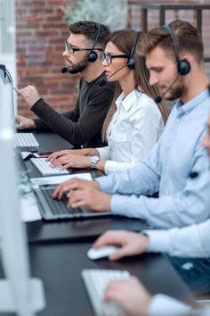 "Customer Service Revolution: Call Centre Trends You Can't Ignore" Call Flow, Onboarding Process, Bookkeeping Services, Trends 2023, Customer Loyalty, Service Quality